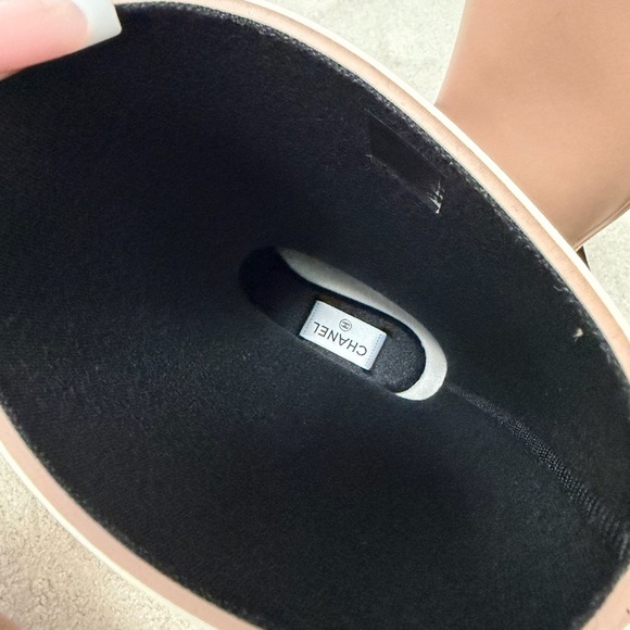 CHANEL beige and white CC Rain Boots - Picture 8 of 12